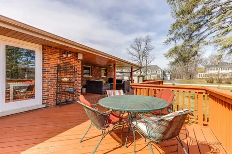 1447 Carol Lane Deerfield IL 60015