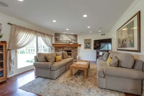 1447 Carol Lane Deerfield IL 60015