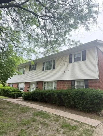 120 Caroline Court Geneva IL 60134