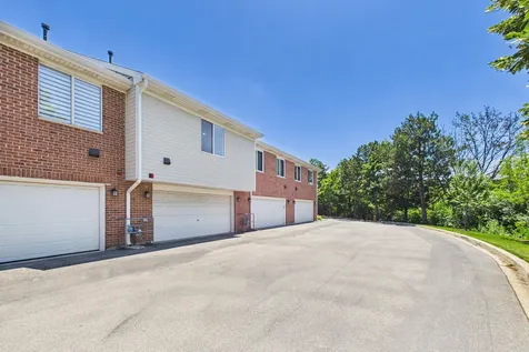 3 Charlotte Circle Elmhurst IL 60126