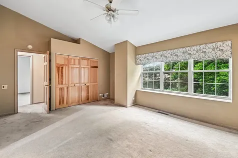 620 North Charter Hall Drive Palatine IL 60067