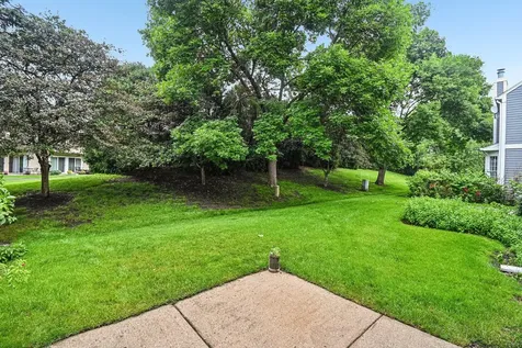 620 North Charter Hall Drive Palatine IL 60067