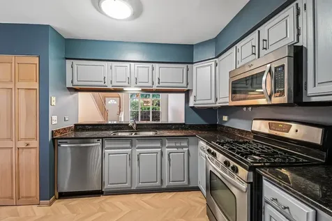 620 North Charter Hall Drive Palatine IL 60067