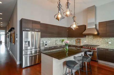 134 South Aberdeen Street Chicago IL 60607