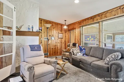 2923 Shorewood Drive Mchenry IL 60050