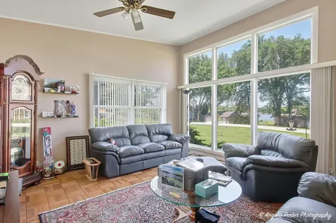 2923 Shorewood Drive Mchenry IL 60050