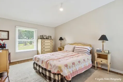 2923 Shorewood Drive Mchenry IL 60050