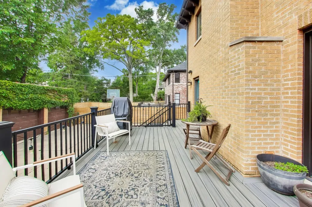 614 North Merrill Street Park Ridge IL 60068