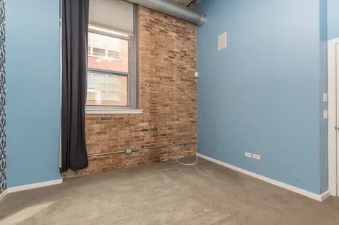 1735 North Paulina Street Chicago IL 60622