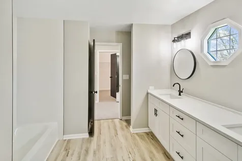 731 Roaring Brook Lane Algonquin IL 60102