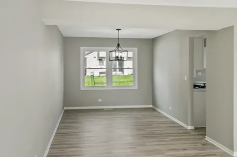 731 Roaring Brook Lane Algonquin IL 60102