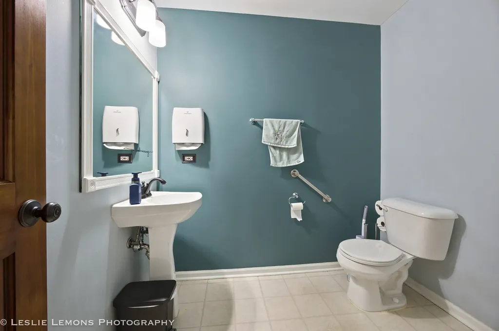 12208 South Shagbark Drive Plainfield IL 60585