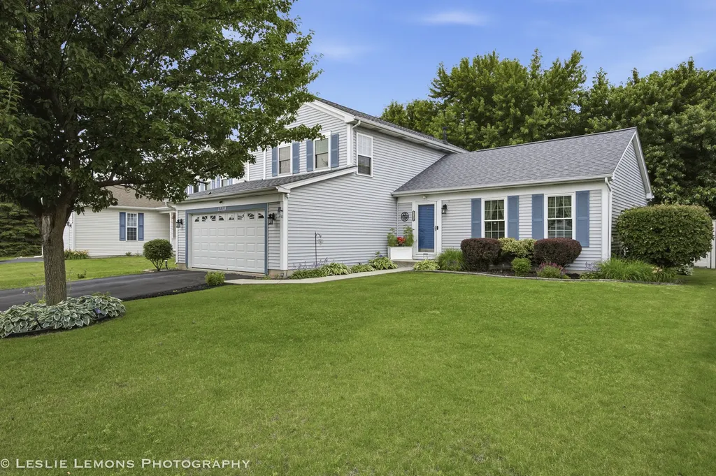 12208 South Shagbark Drive Plainfield IL 60585