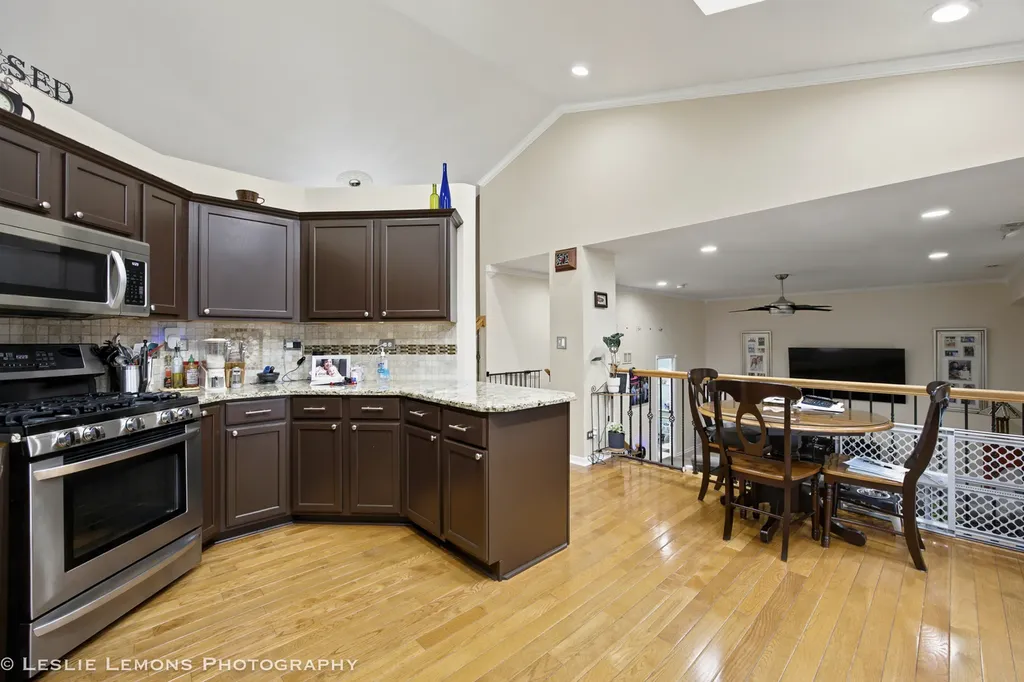 12208 South Shagbark Drive Plainfield IL 60585