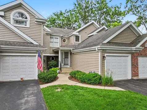 1953 North Coldspring Road Arlington Heights IL 60004