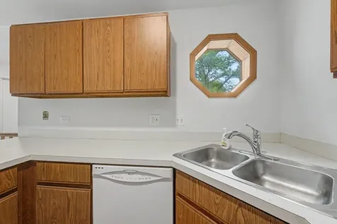 1953 North Coldspring Road Arlington Heights IL 60004