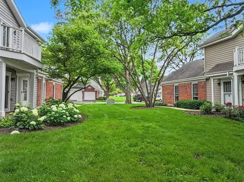1953 North Coldspring Road Arlington Heights IL 60004