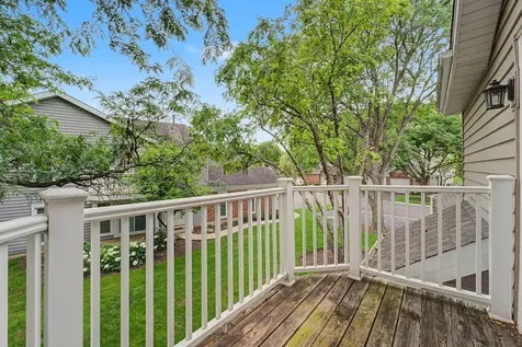 1953 North Coldspring Road Arlington Heights IL 60004