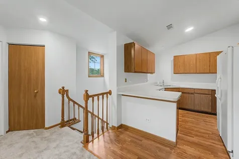 1953 North Coldspring Road Arlington Heights IL 60004