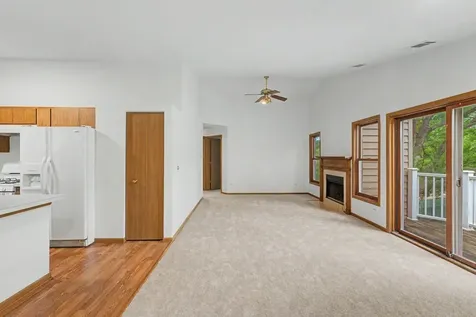 1953 North Coldspring Road Arlington Heights IL 60004