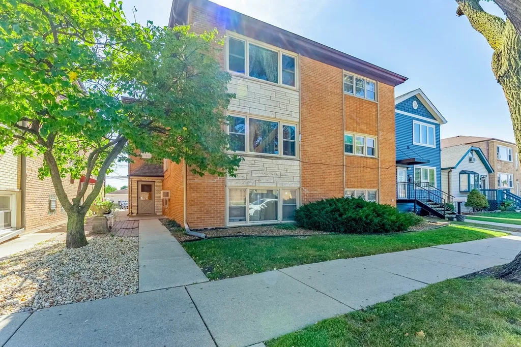 7335 West Fullerton Avenue Elmwood Park IL 60707