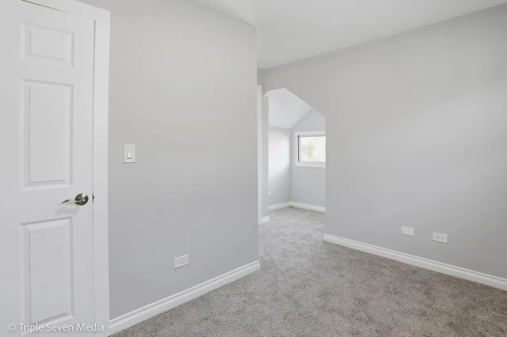7520 South Carpenter Street Chicago IL 60620