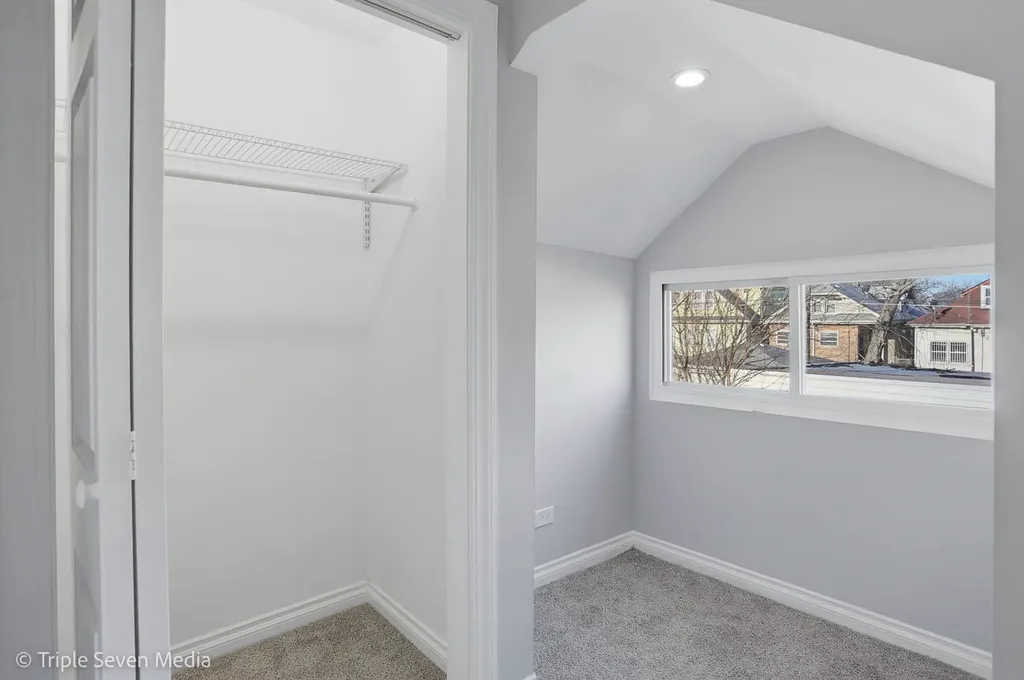 7520 South Carpenter Street Chicago IL 60620