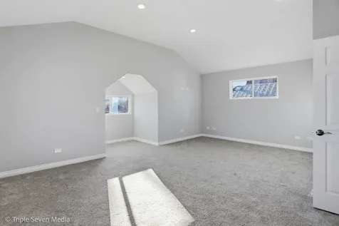 7520 South Carpenter Street Chicago IL 60620