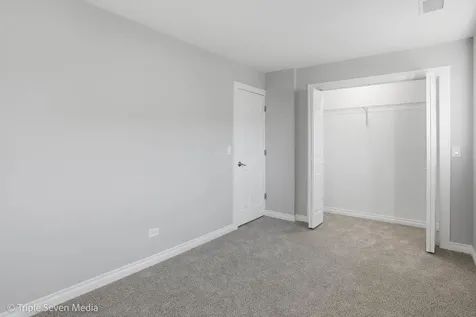 7520 South Carpenter Street Chicago IL 60620