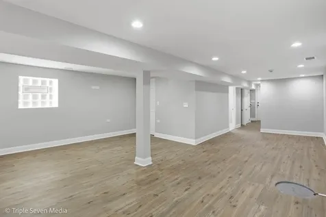 7520 South Carpenter Street Chicago IL 60620