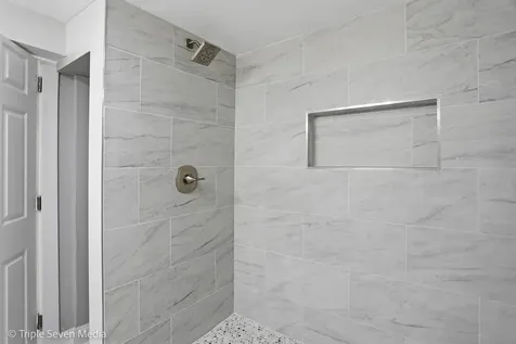 7520 South Carpenter Street Chicago IL 60620