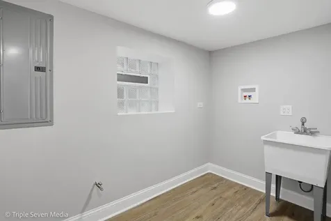 7520 South Carpenter Street Chicago IL 60620