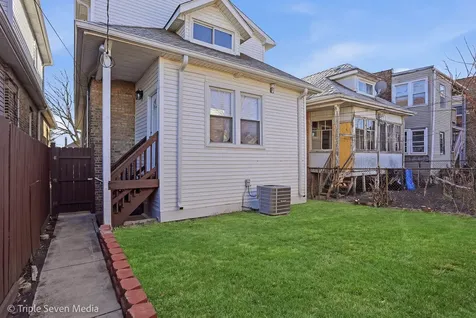7520 South Carpenter Street Chicago IL 60620
