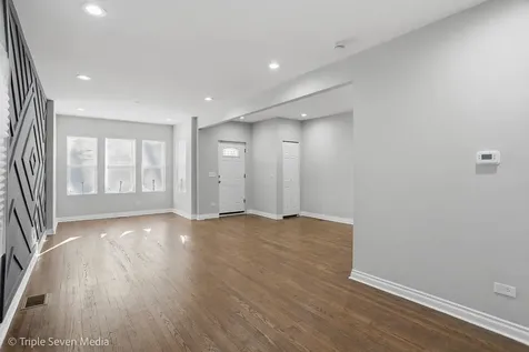 7520 South Carpenter Street Chicago IL 60620