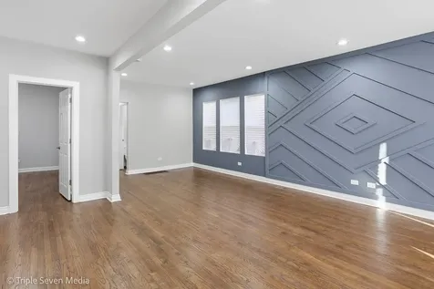 7520 South Carpenter Street Chicago IL 60620
