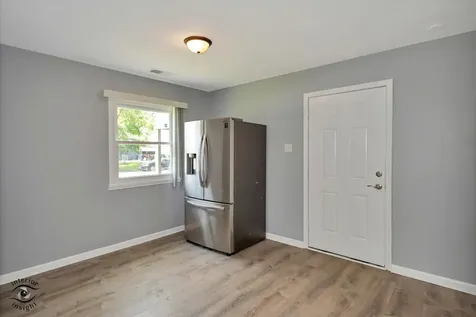 1947 Beacon Boulevard Chicago Heights IL 60411