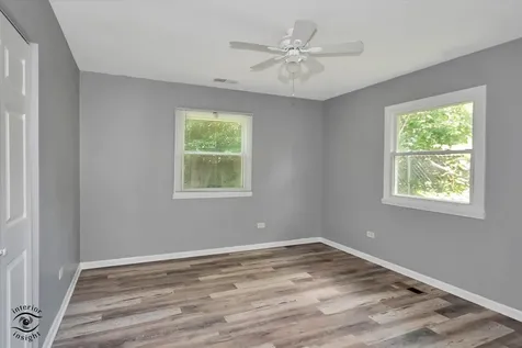 1947 Beacon Boulevard Chicago Heights IL 60411