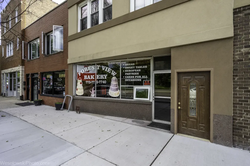 6454 North Milwaukee Avenue Chicago IL 60631
