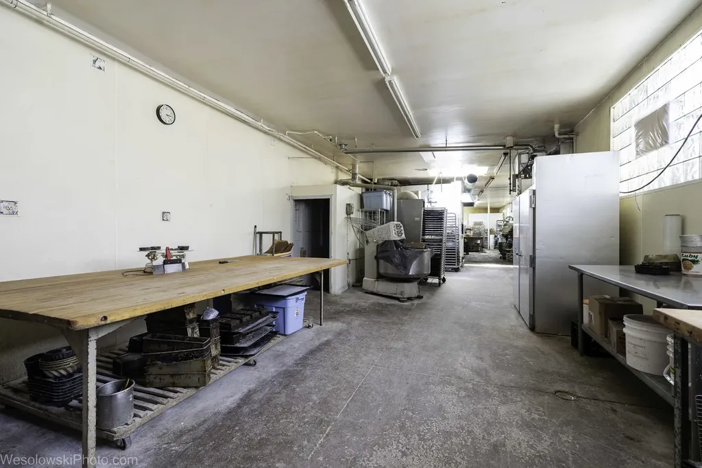 6454 North Milwaukee Avenue Chicago IL 60631