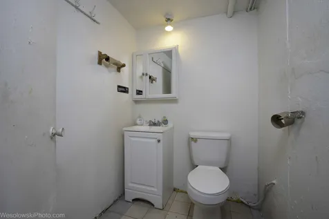 6454 North Milwaukee Avenue Chicago IL 60631