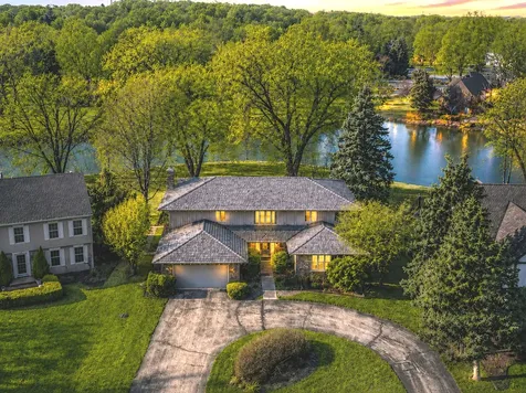 9 Buckingham Drive Sugar Grove IL 60554