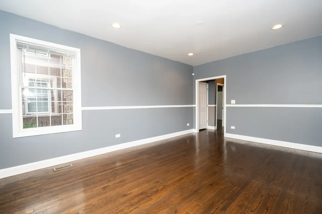 8027 South Morgan Street Chicago IL 60620