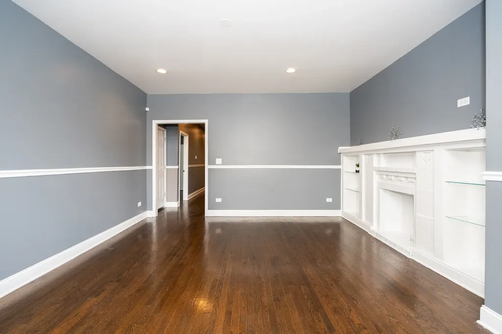 8027 South Morgan Street Chicago IL 60620
