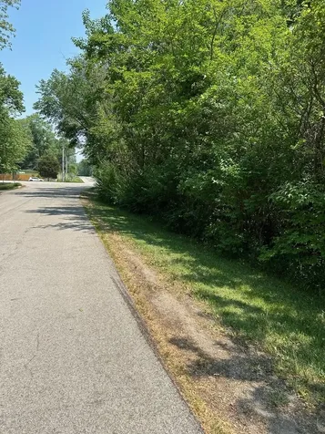 Lot Foster Avenue Roselle IL 60172