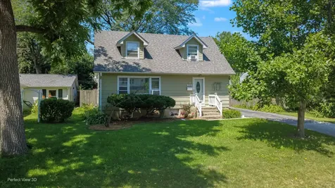 935 North Webster Street Naperville IL 60563