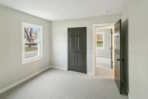21704 Clyde Avenue Sauk Village IL 60411
