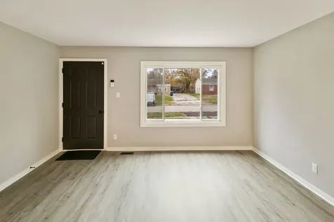 21704 Clyde Avenue Sauk Village IL 60411