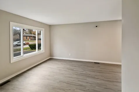 21704 Clyde Avenue Sauk Village IL 60411