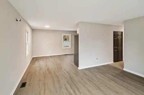 21704 Clyde Avenue Sauk Village IL 60411