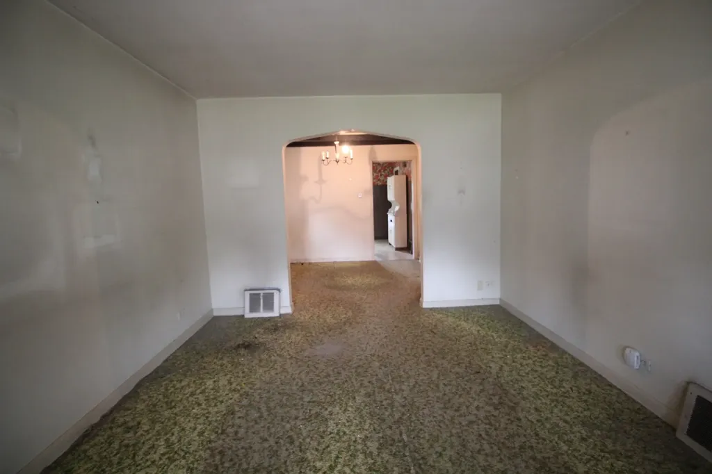 5615 South Nordica Avenue Chicago IL 60638
